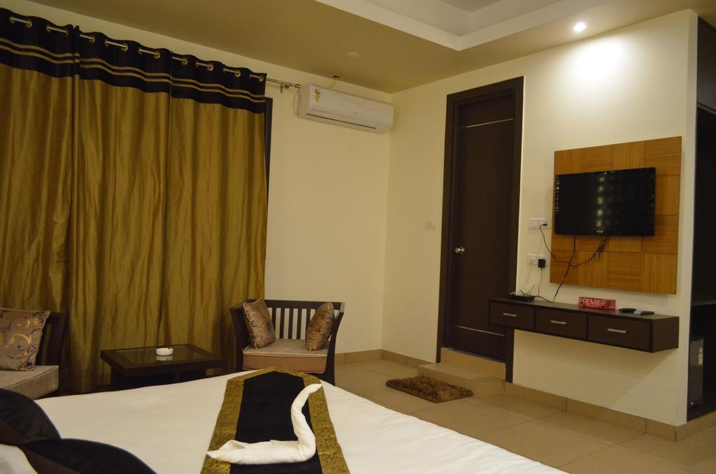 Red Orchid Meerut Exterior foto